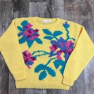 Vintage Chunky Knit Floral Yellow Sweater - W L